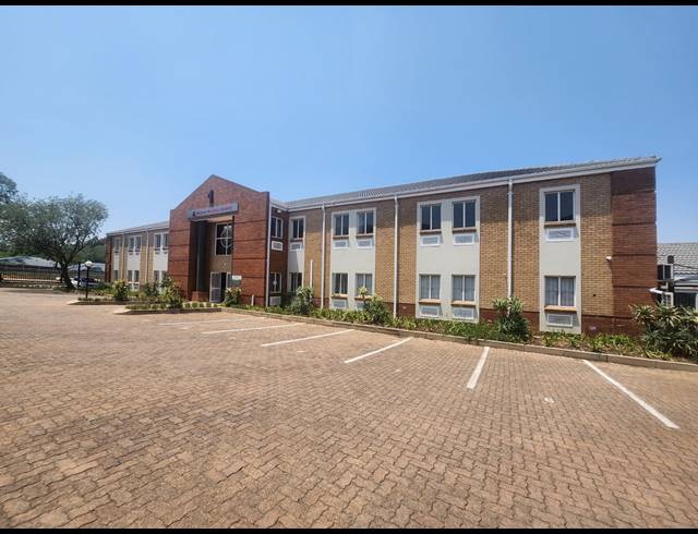 203M² OFFICE TO LET IN RANDJESPARK